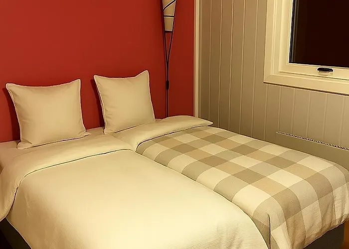 15 Min By Walk From Appartement *