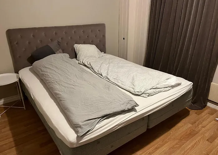 15 Min By Walk From