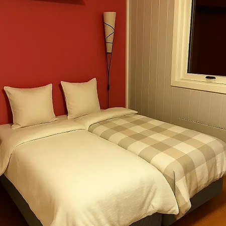 15 Min By Walk From Appartamento *